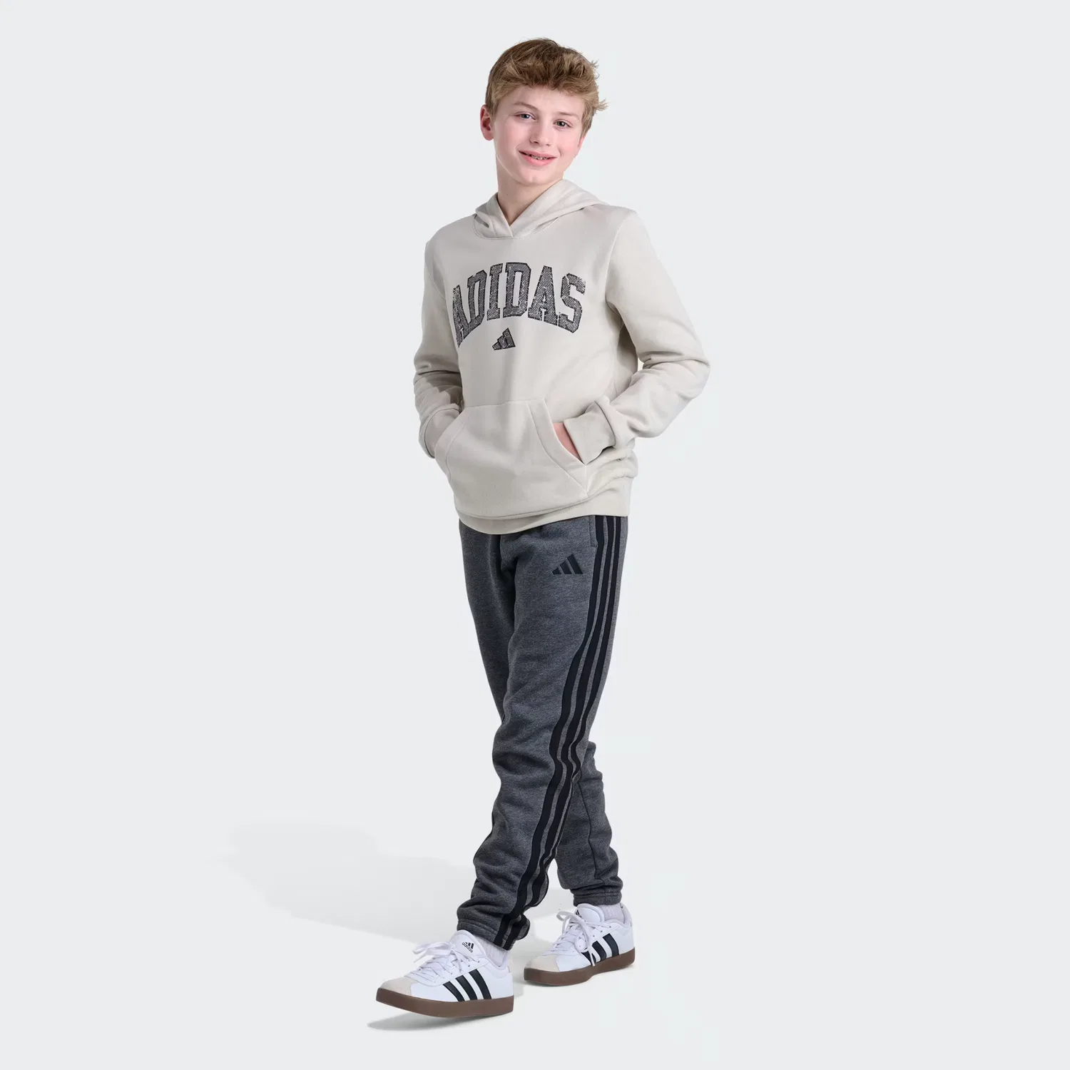 Детский пуловер с капюшоном на длинном рукаве Collegiate Arch Adidas Sportswear, Alumina — фото 3