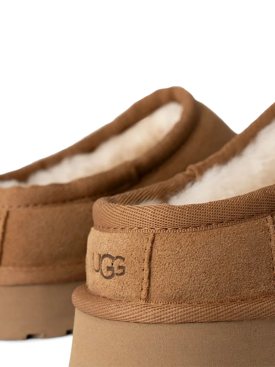 UGG Тапочки Bea Mary Jane из замши, коричневые — фото 2