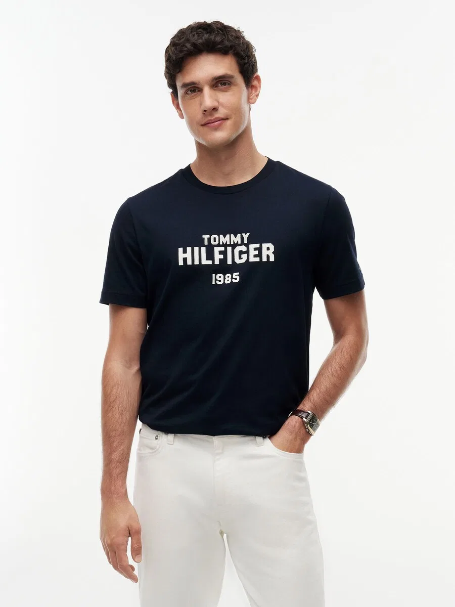 Футболка TOMMY HILFIGER Brand Love темно-синего цвета — фото 2