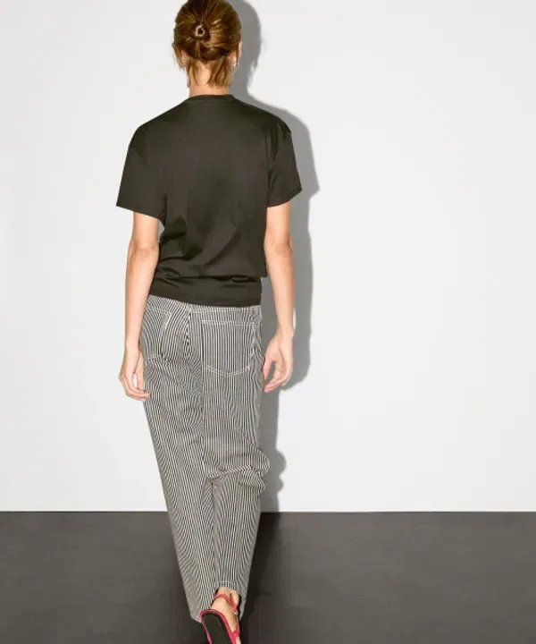 Футболка с V-образным вырезом, свободного кроя, Massimo Dutti — фото 4