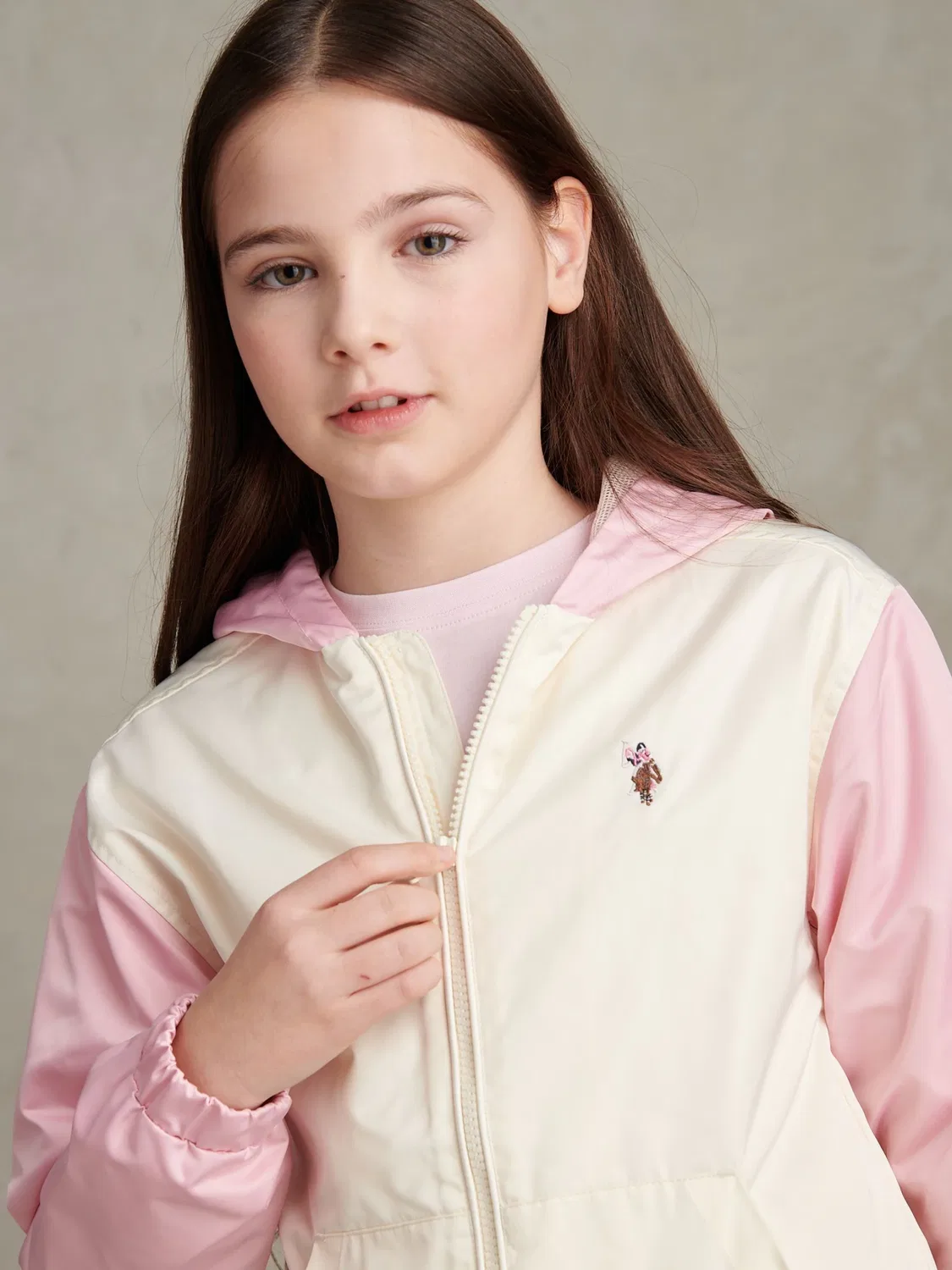 Ветровка с капюшоном Colourblock U.S. Polo Assn., белый — фото 2