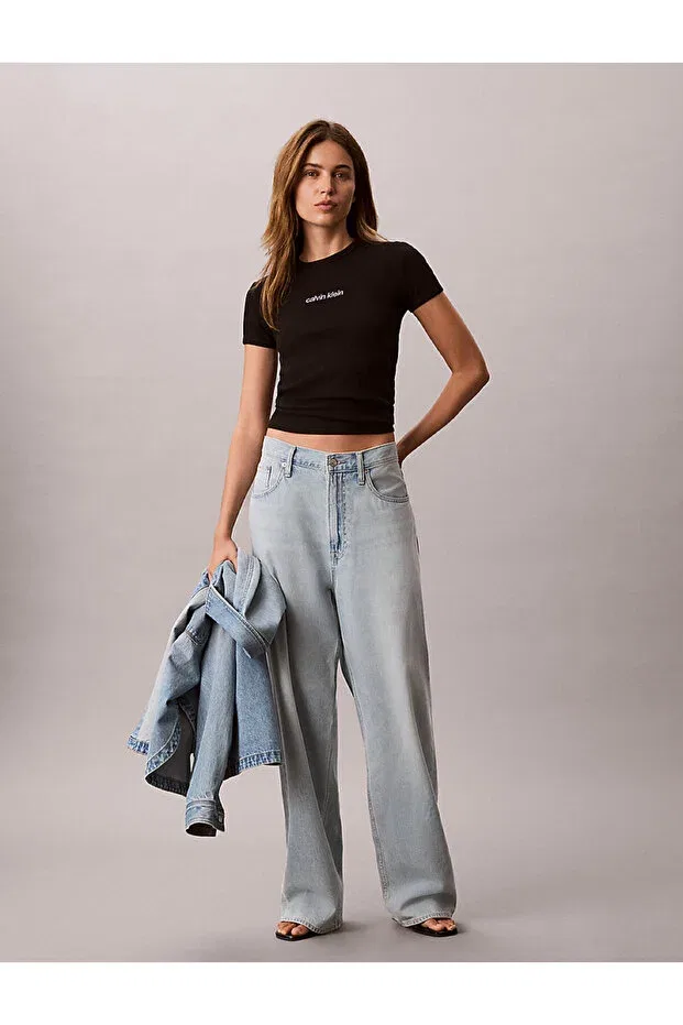 Женская футболка с контрастной отделкой Calvin Klein, Black — фото 2
