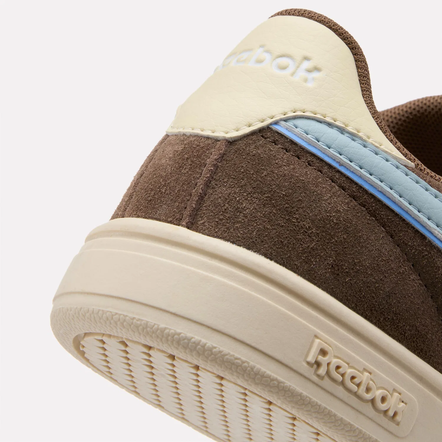 Детские кроссовки для девочек с кожаным верхом Reebok Court Retro, Simplebrown Aged Beige Iceblue — фото 2
