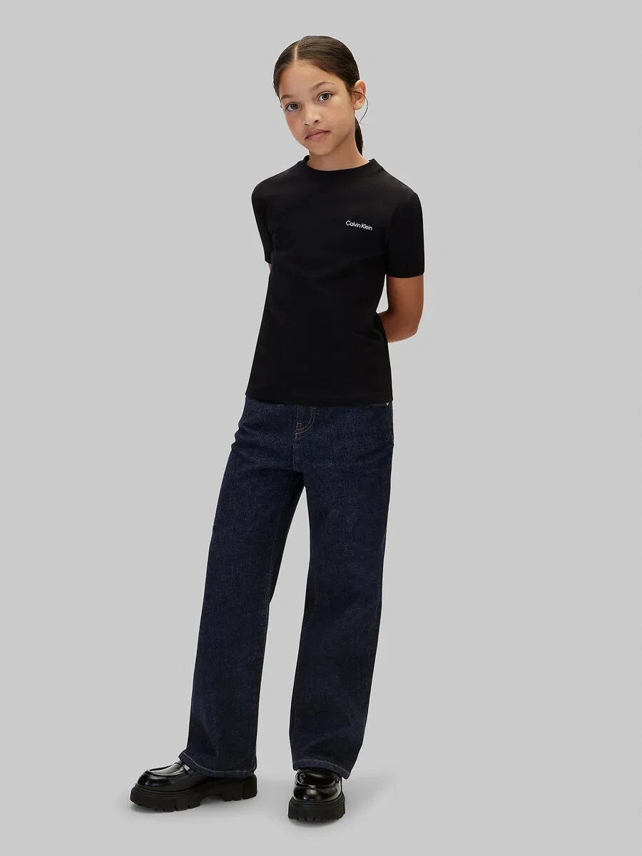 Футболка Calvin Klein Jeans черного цвета