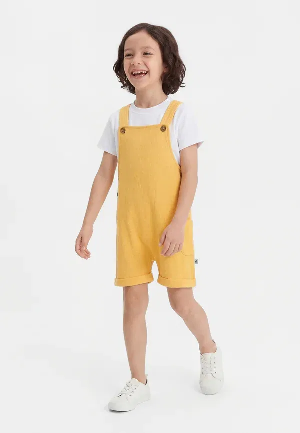 Комплект из футболки и шорт с завязкой Jacky Baby, белый