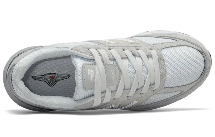 Детские кроссовки с амортизацией New Balance 990 V5 Big Kid Nimbus Cloud, Nimbus Cloud — фото 4