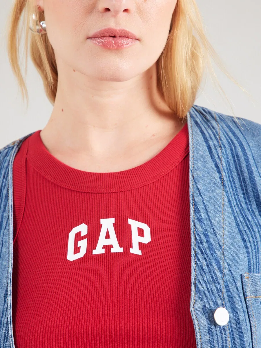 Топ GAP красного цвета — фото 2