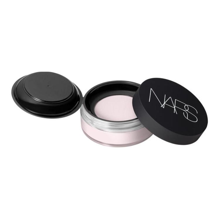 NARS Пудра фиксирующая Reflective Prism Lavender, стойкая, увлажняющая, 11 г — фото 2