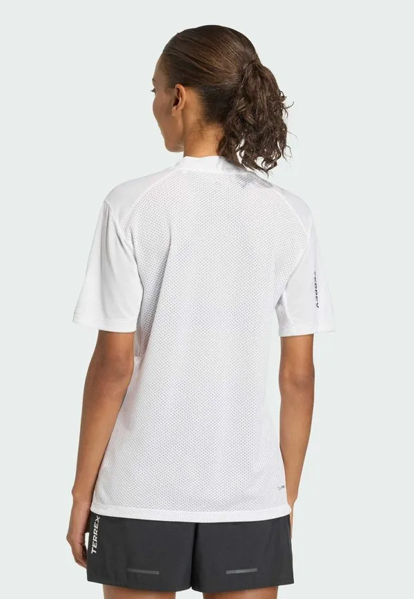 Спортивная футболка Adidas Sportswear, White — фото 2