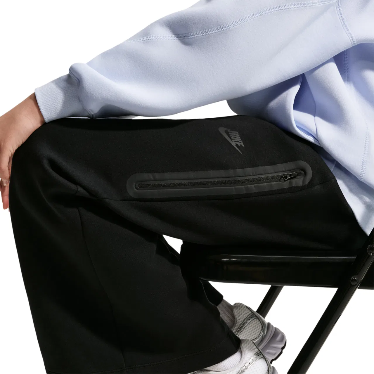 Женские широкие брюки из футера Nike Tech Fleece Wide Leg Pants, Nike, Black/Black — фото 3