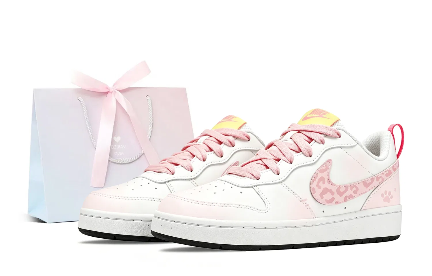 Детские кроссовки-скейтборды с низким верхом Nike Court Borough White, Pink, Light Blue