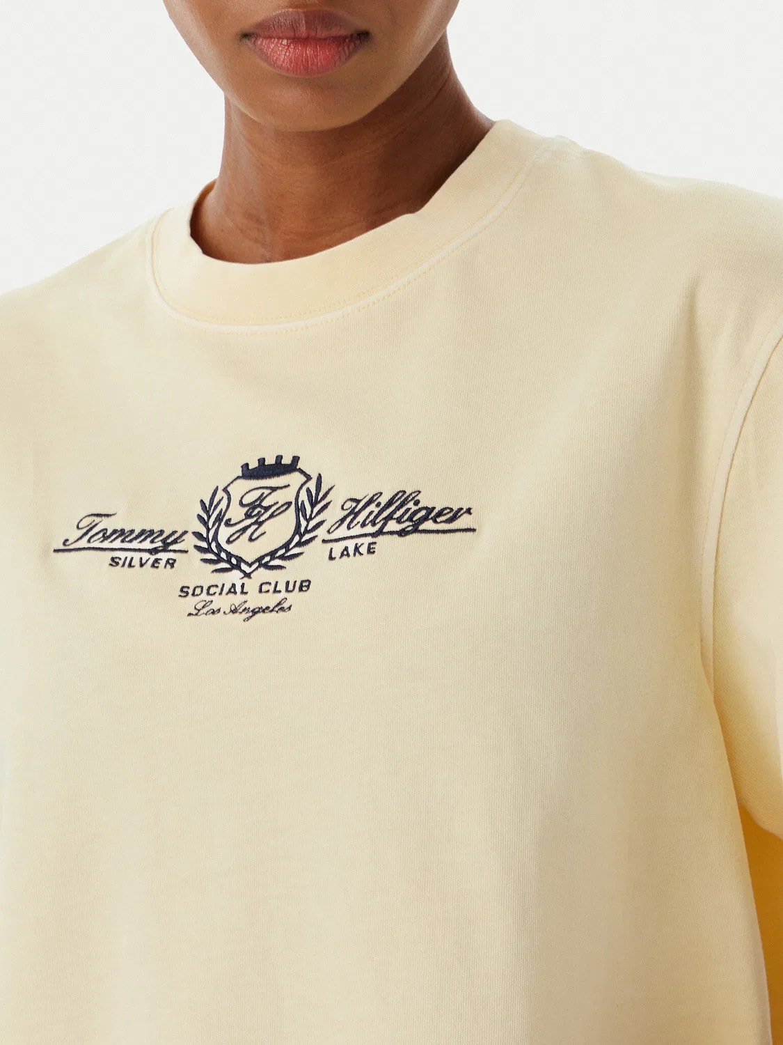 Женская футболка свободного кроя Crest Tommy Hilfiger, кремовый — фото 4