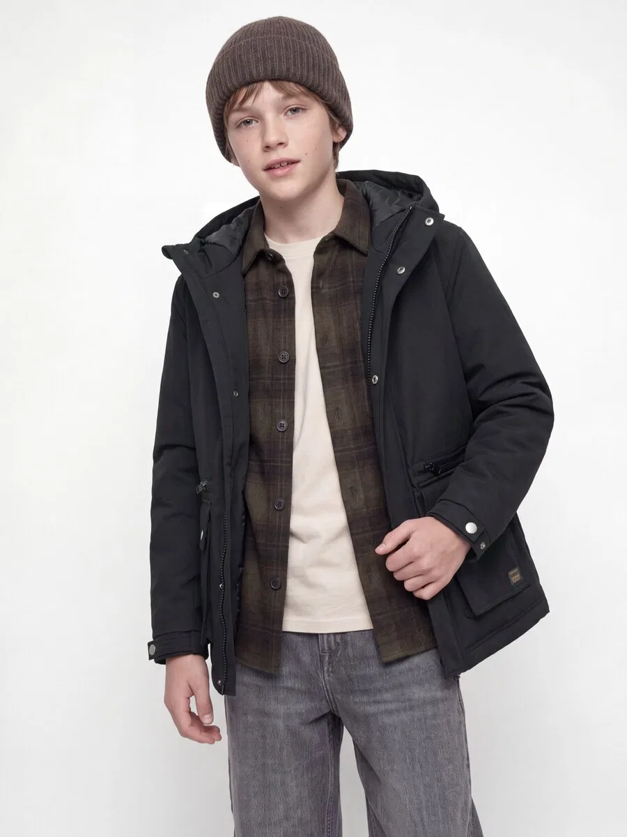 Детская зимняя куртка Jack & Jones Junior 'EWOLF' черного цвета — фото 2
