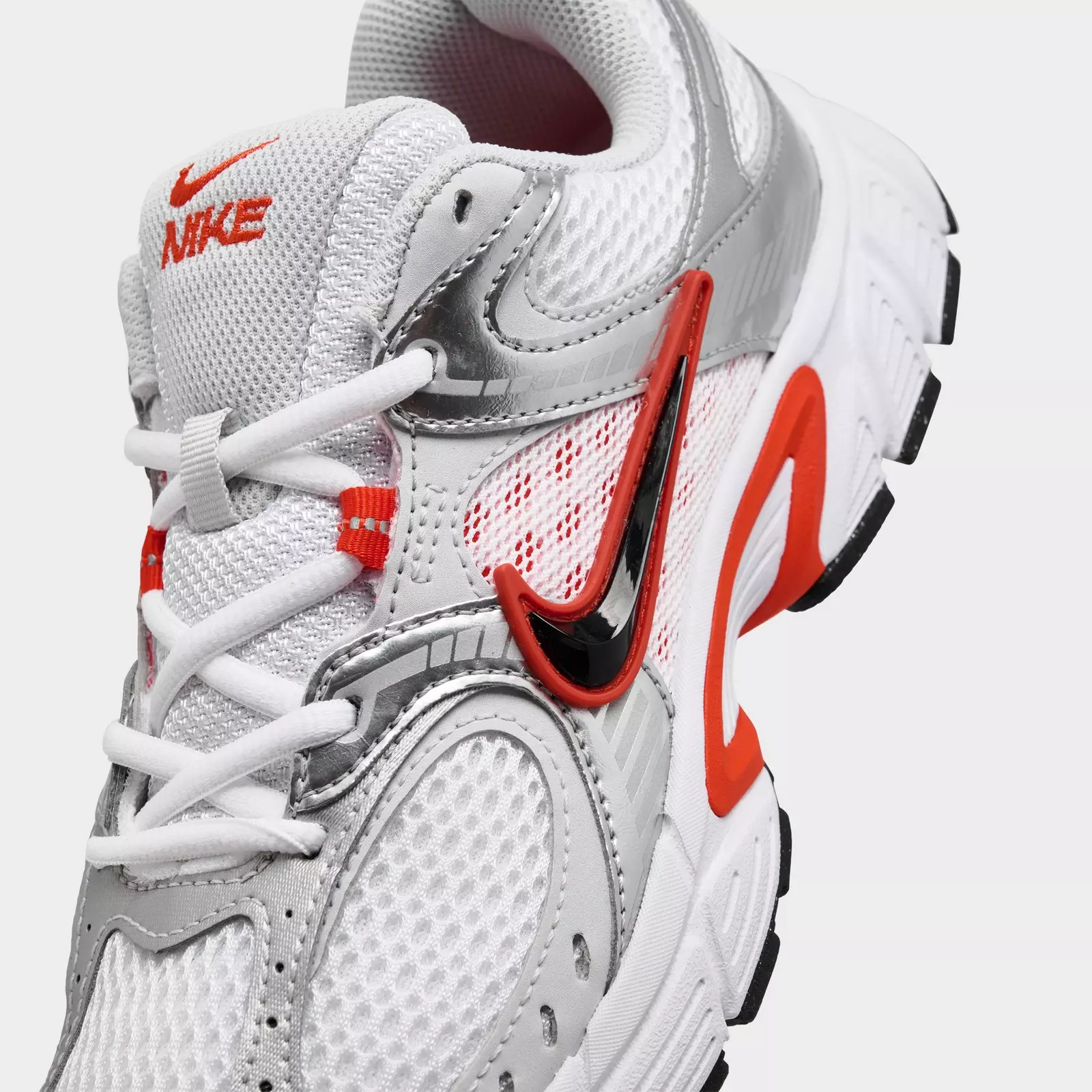 Кроссовки Nike Wmns V5 RNR 'White Black Picante Red', белый — фото 3