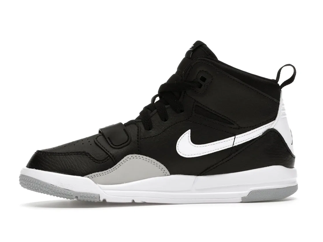 Детские кроссовки Lifestyle Jordan Legacy 312 Jordan, Black/White — фото 3