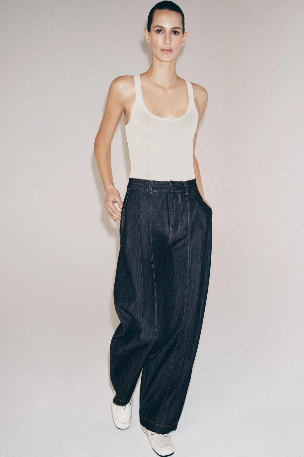 Тонкий трикотажный топ без рукавов ZARA, White