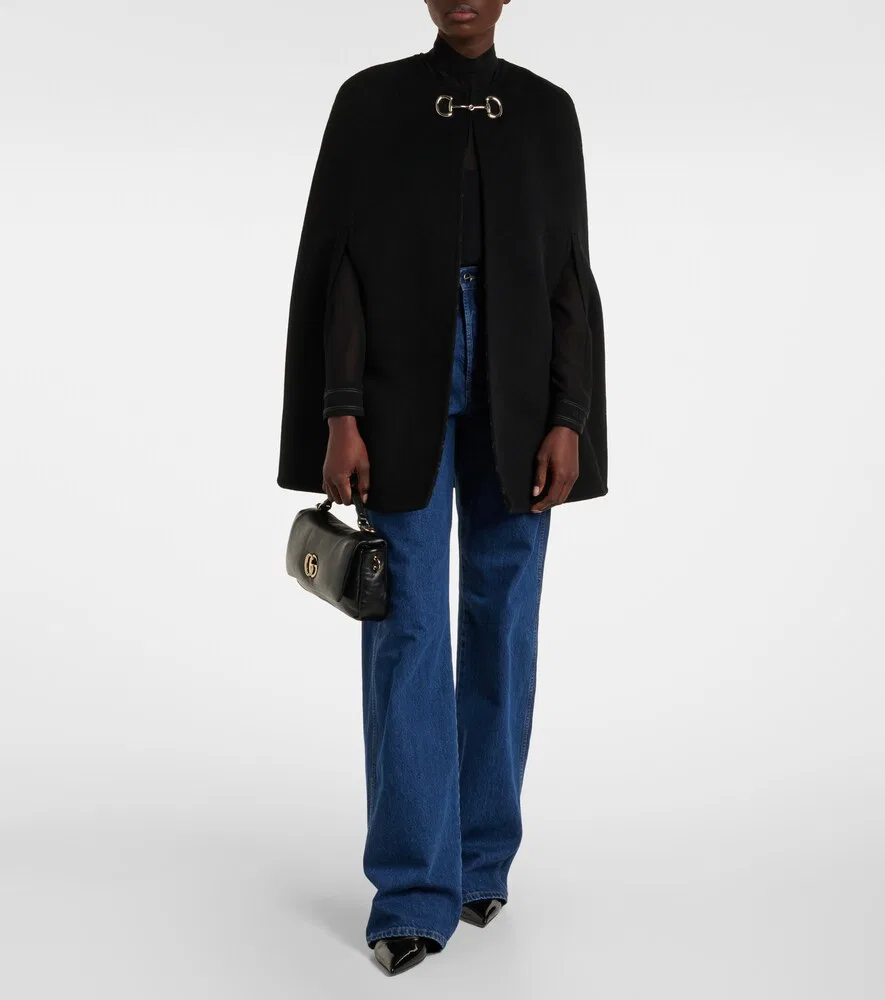 Шерстяная накидка с пряжкой Gucci, черный — фото 2