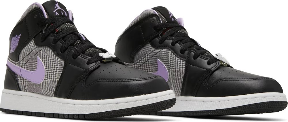 Кроссовки Nike Air Jordan 1 Mid SE GS Houndstooth, фиолетовый/черный/серый — фото 3