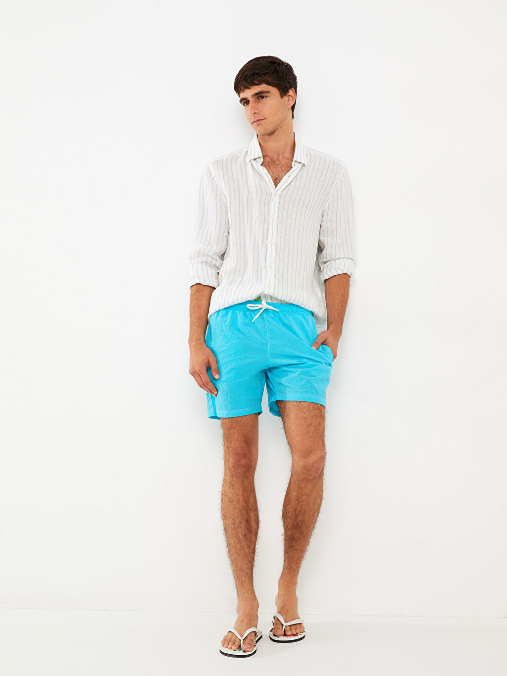 

Базовые мужские пляжные шорты длиной до колена LCW SWIMWEAR