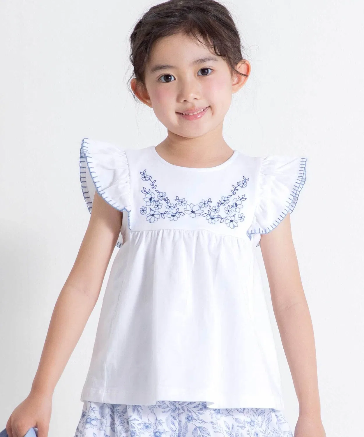 Детская футболка с цветочной вышивкой, с рюшами BeBe, White