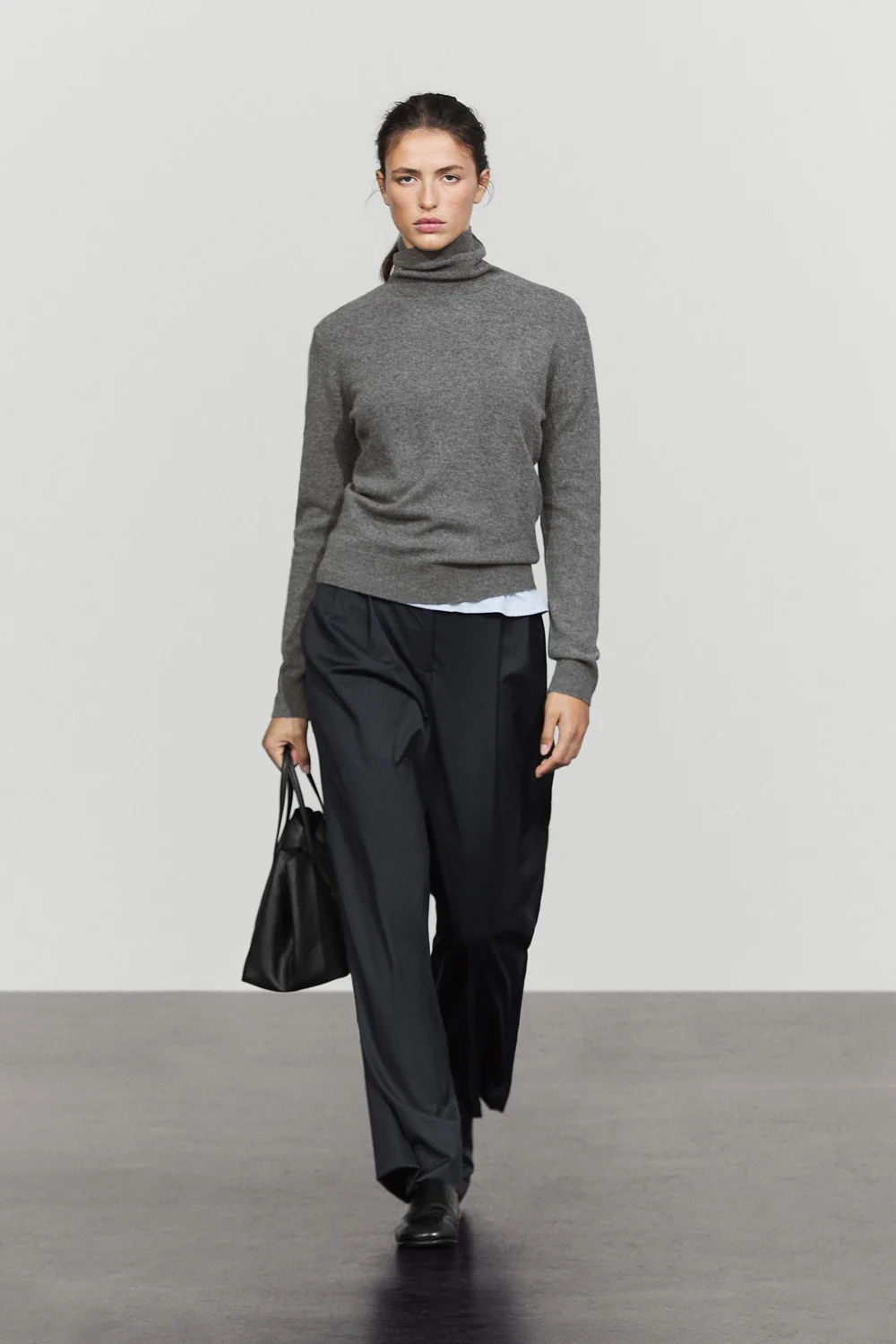 Свитер-водолазка Massimo Dutti Wool Blend Knit, средне-серый