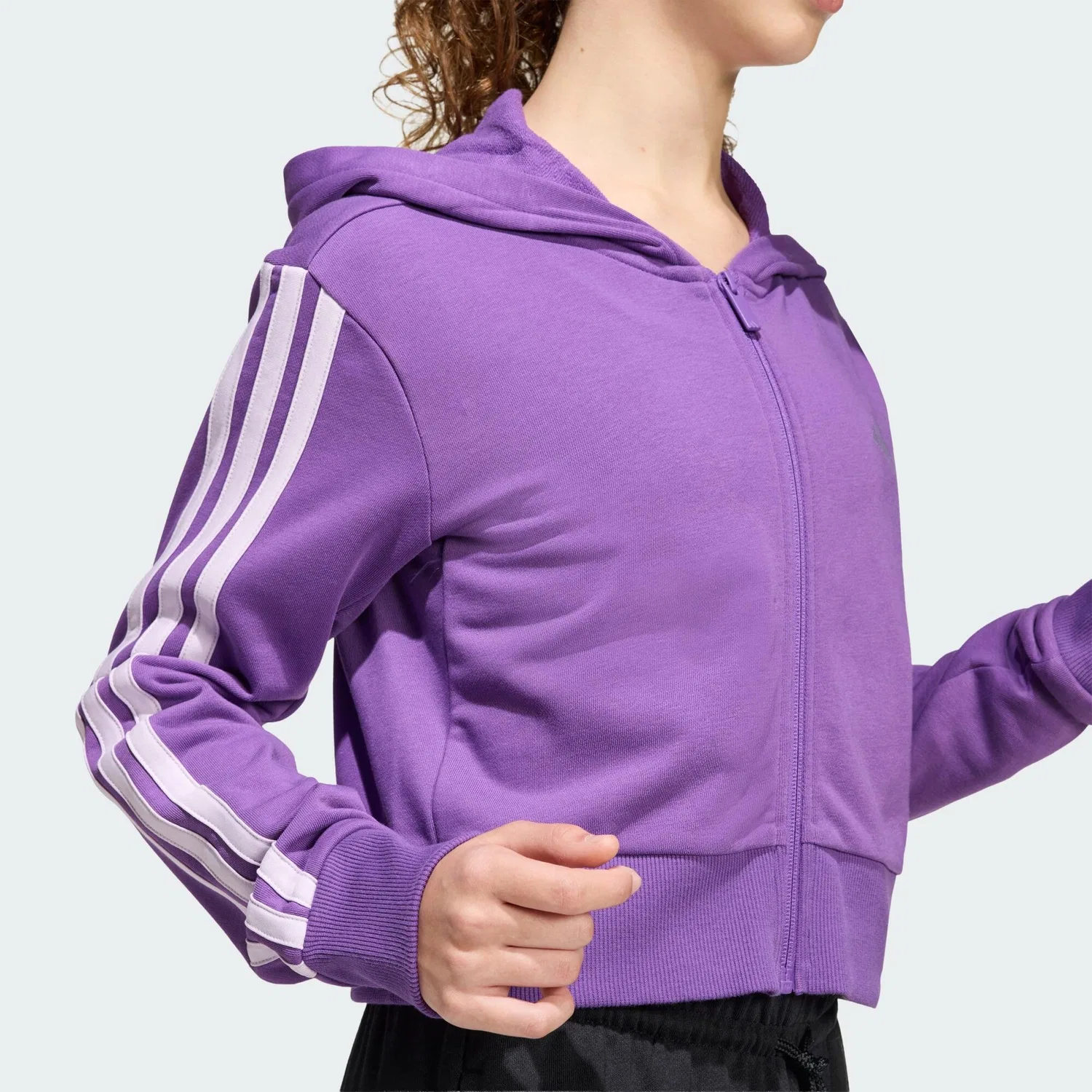 Детское укороченное худи с капюшоном Essentials Kids Adidas, Violett Hellindigo — фото 4