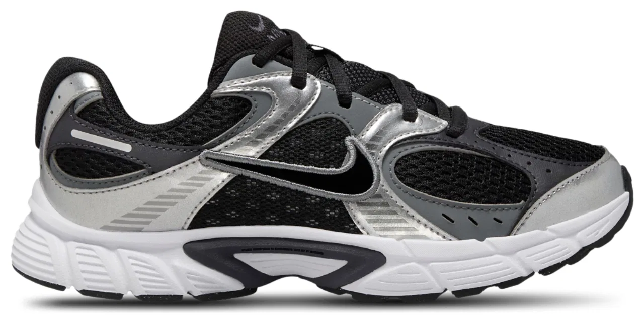 Кроссовки для мальчиков V5 RNR Nike, цвет Black/White/Silver