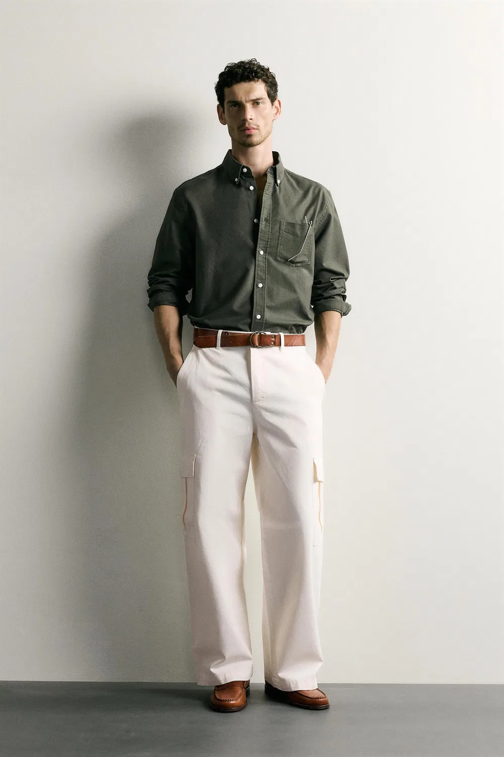 Рубашка Oxford стандартного кроя с текстурированной поверхностью. ZARA, Dark green