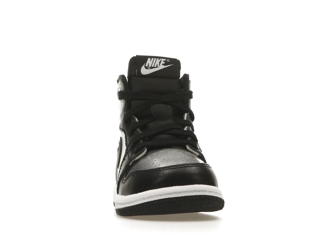 Детские кроссовки с металлическим серебристым верхом Jordan 1 Retro High Silver Toe Jordan, Black/Metallic Silver-White-Black — фото 2