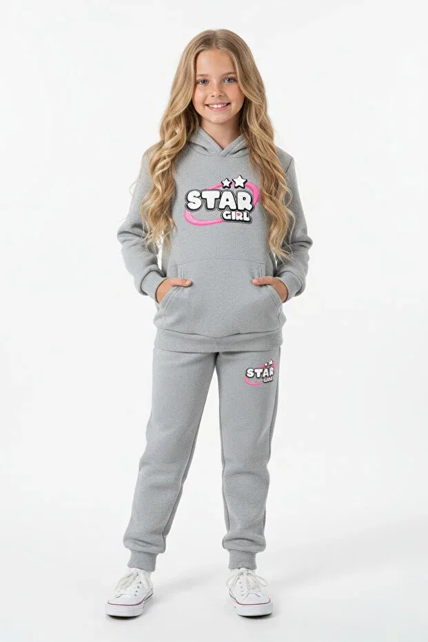 Детский спортивный комплект для девочек с принтом 3 iplik ş fleece-lined winter kangaroo pocket print detailed k hooded 6-piece girls' tracksuit set Panios Kids, Navy Blue-Grey-Black — фото 4