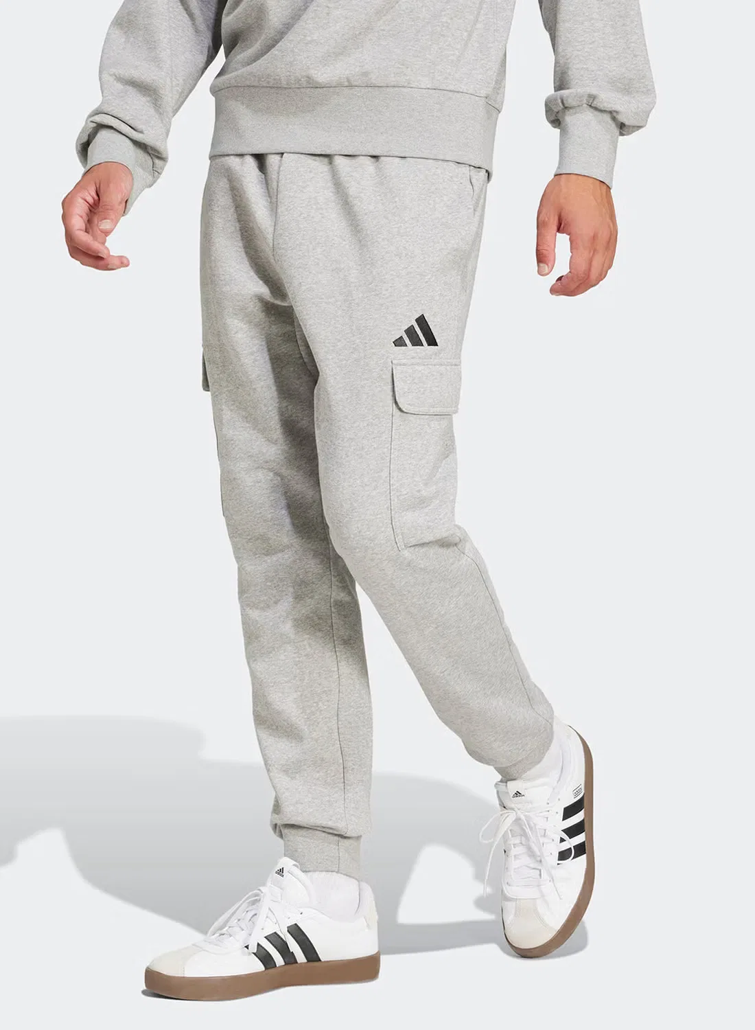 Adidas Джоггеры карго на флисе, серый