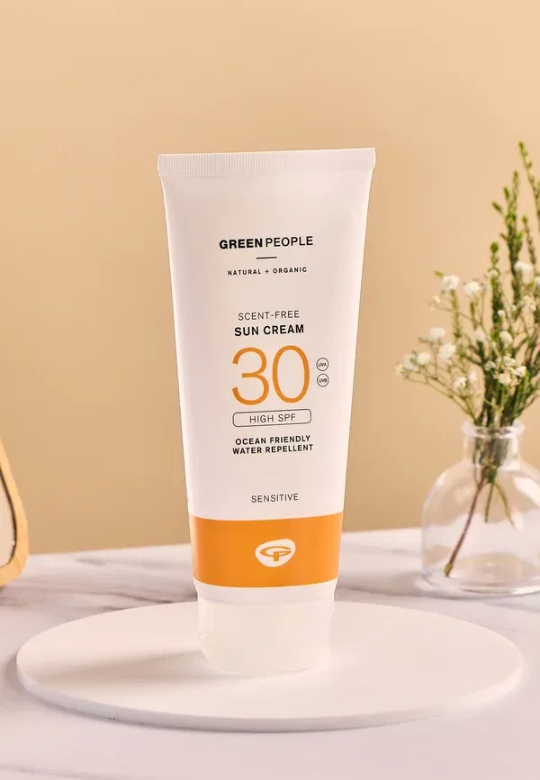 Солнцезащитный крем без отдушек SPF 30 - защита от солнца 225 мл Green People, белый — фото 3