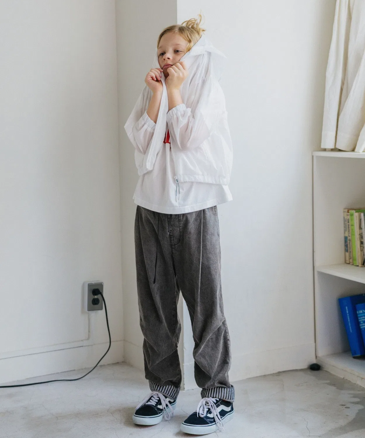 Детская водоотталкивающая куртка-худи с капюшоном, оверсайз GLOBAL WORK, Off White — фото 2