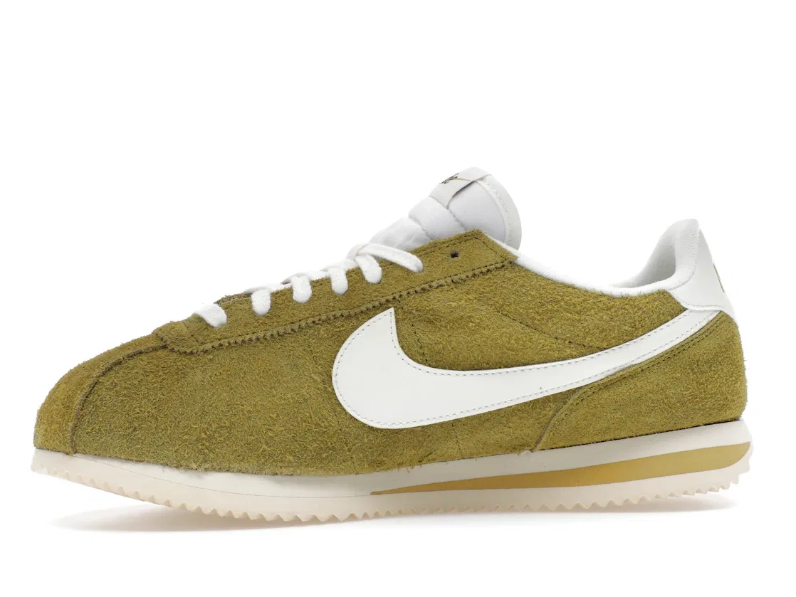 Детские кроссовки Lifestyle с замшевым верхом Nike Cortez SE Suede Nike, Pacific Moss/Infinite Gold/Muslin/Sail — фото 3