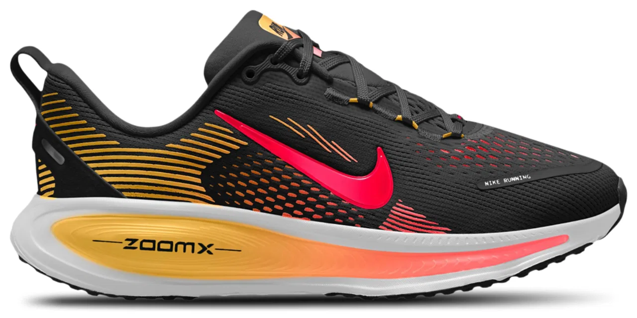 Кроссовки для мальчиков Vomero 18 Nike, цвет Black/Bright Crimson/Light Crimson