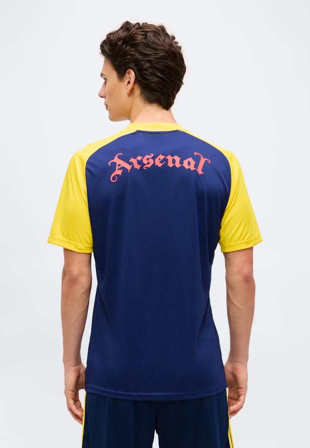 Предматчевая разминка «Арсенала» 26/27 на выезде - клубная форма Adidas Originals, Dark Blue