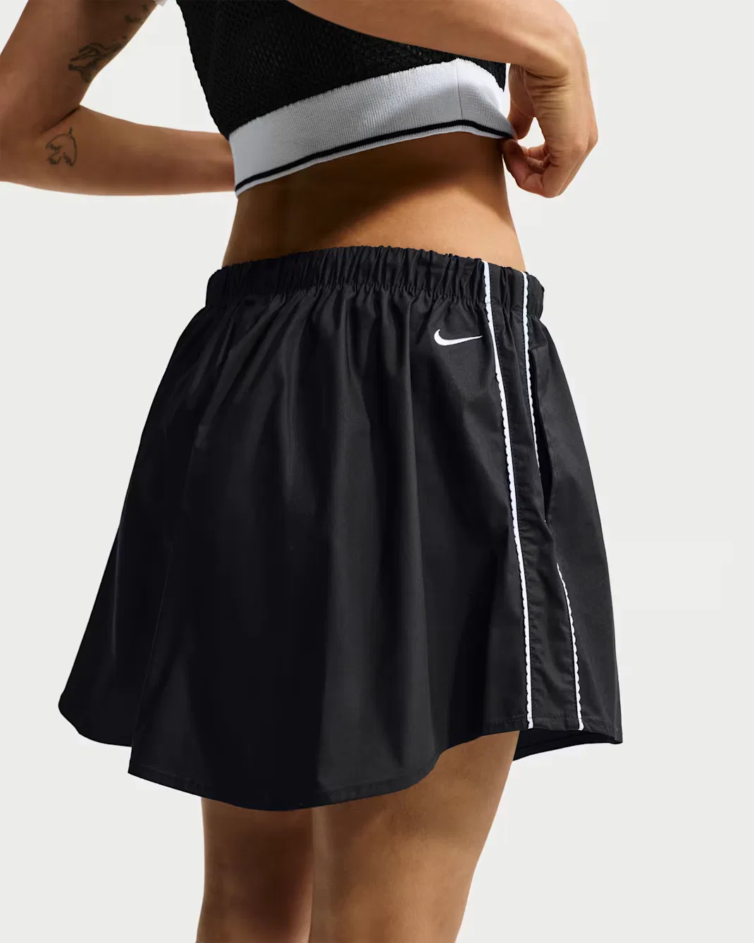 Женская юбка из поплина средней посадки с фестончатой ​​отделкой Nike Sportswear, Black/Sail/Sail — фото 3