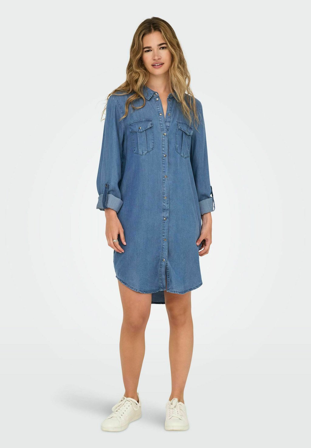 

Джинсовое платье ONLY, цвет Medium Blue Denim
