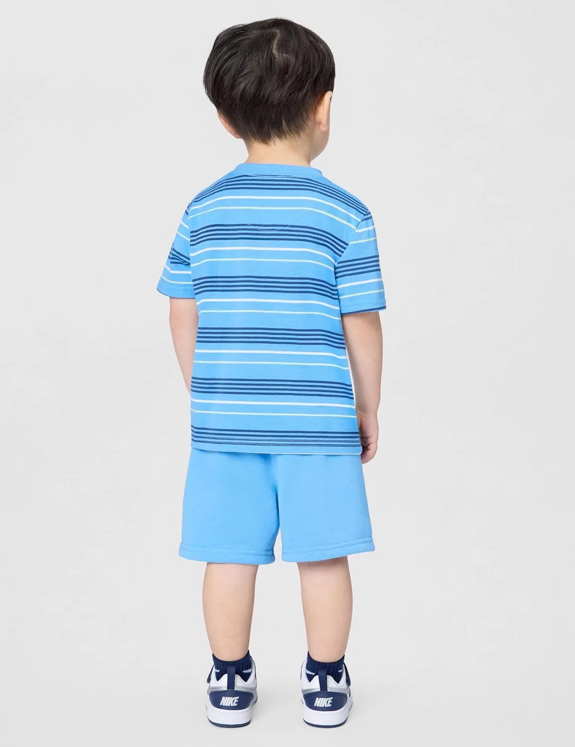 Детский спортивный комплект футболка и шорты Nike, University Blue — фото 3