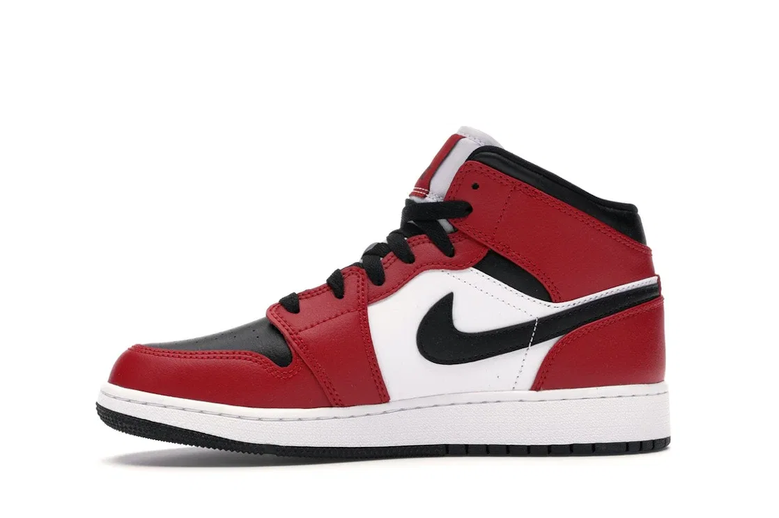 Детские кроссовки с высоким берцем Jordan 1 Mid Chicago Black Toe Jordan, Black/Black-Gym Red — фото 3