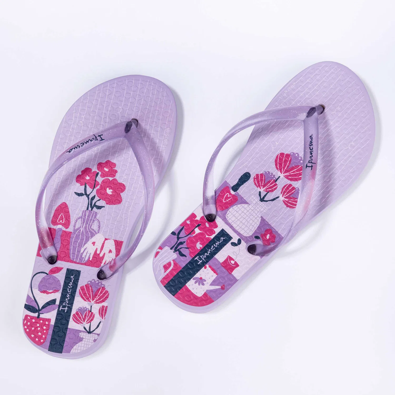 Детские вьетнамки для девочек с принтом Temas Girls Kids Ipanema, Violett — фото 2