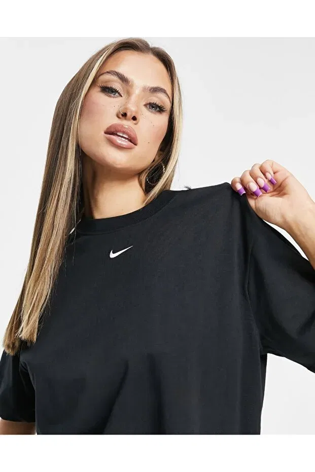 Женская футболка свободного кроя Nike, Black — фото 4