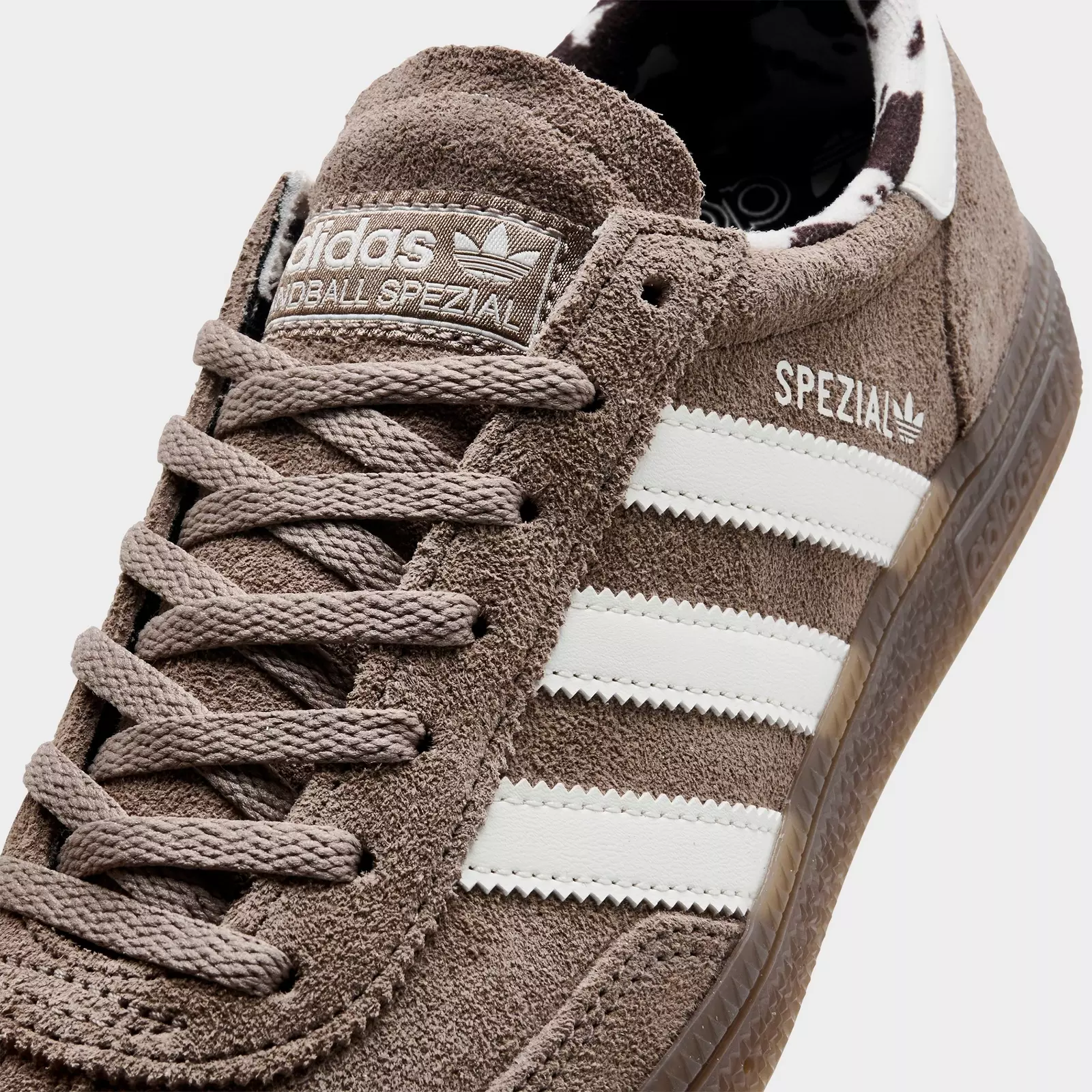 Кроссовки Women's adidas Originals Handball Spezial Casual, серо-коричневый — фото 3