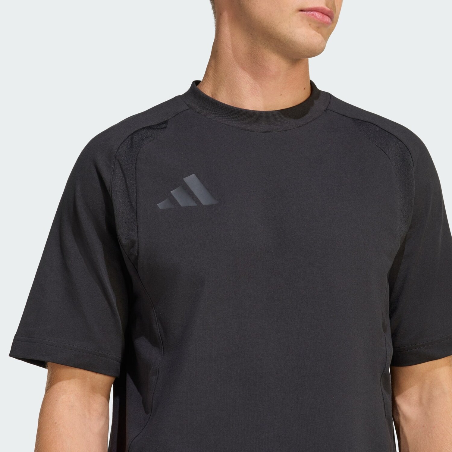 Adidas Performance Футболка для тренировок 'Tiro Travel' в черном цвете — фото 4