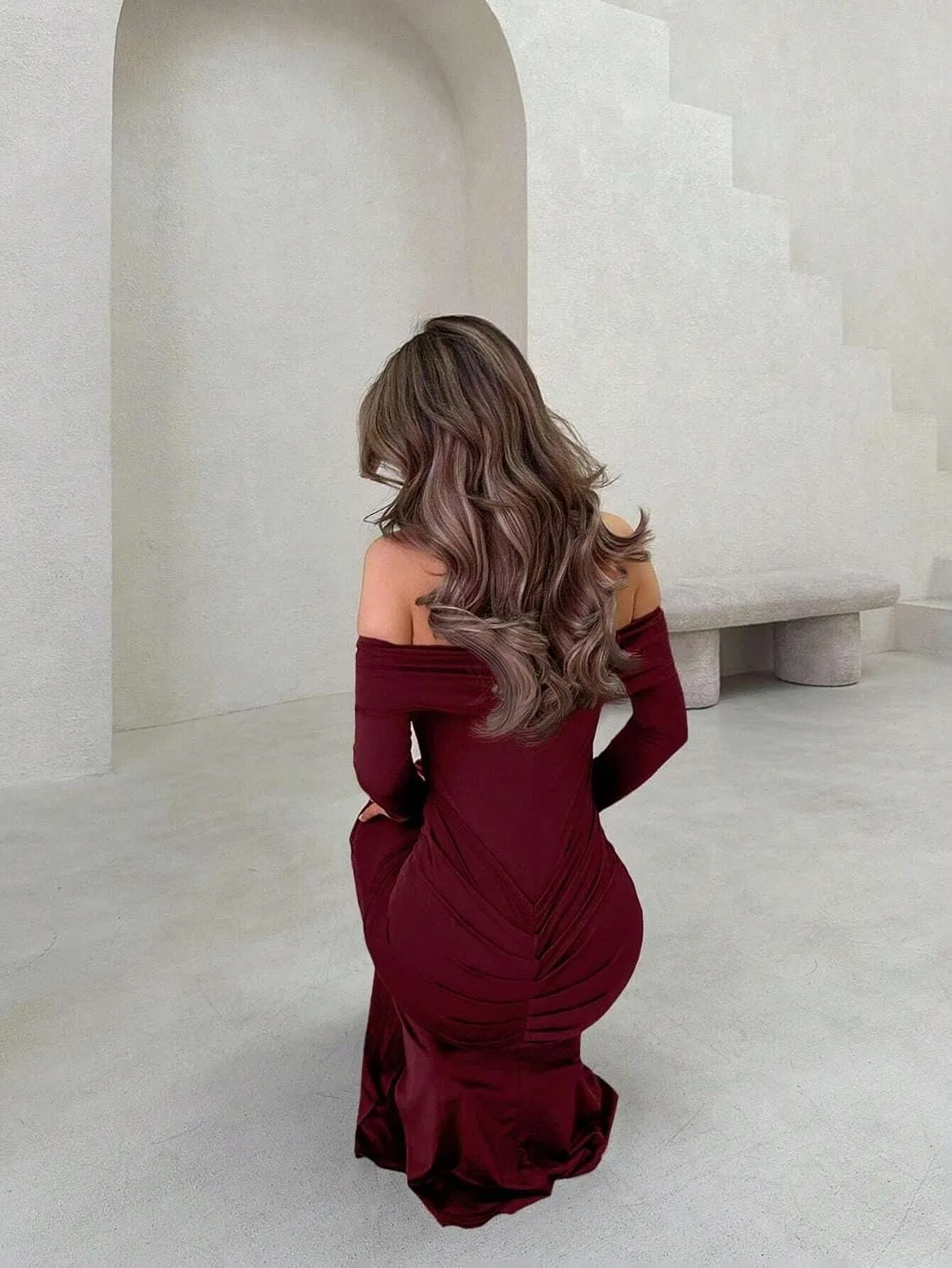 Женское длинное платье-бодикон с открытыми плечами Burgundy — фото 3