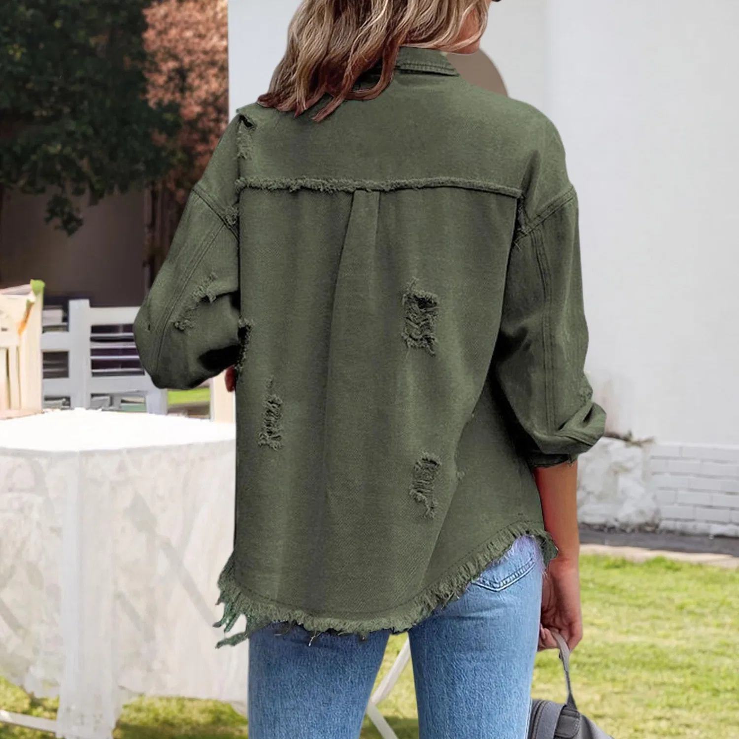 Женская джинсовая куртка oversize с бахромой, Verde militare — фото 3