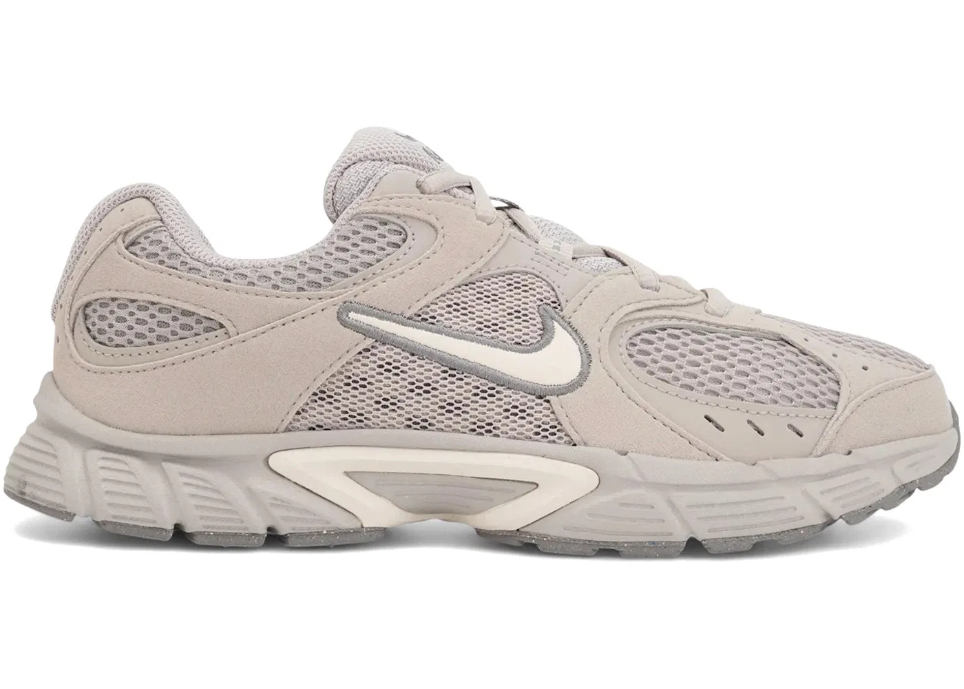 Детские кроссовки Lifestyle Nike V5 Runner Suede Nike, Moon Particle Light Orewood Brown
