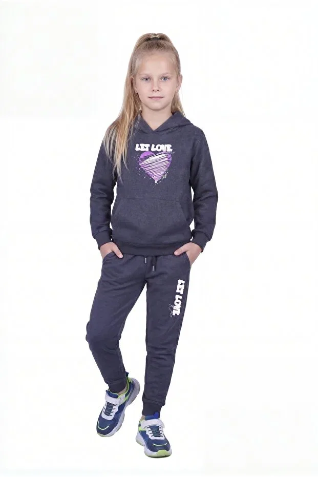 Детский комплект спортивного костюма для девочек с принтом Kangaroo pocket hooded love print detailed girls' tracksuit set Fyk Kids, Smoke Grey — фото 4