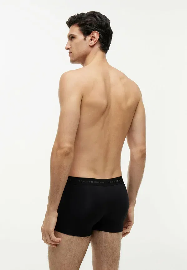 Трусы, комплект из 3 штук, облегающие, signature waistband trunks Tommy Hilfiger black, черный — фото 3