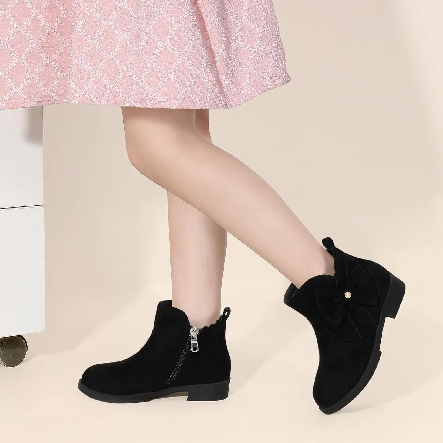 Детские ботинки для девочек с жемчугом и бантом Clara PANDANINJIA, Black Suede — фото 2